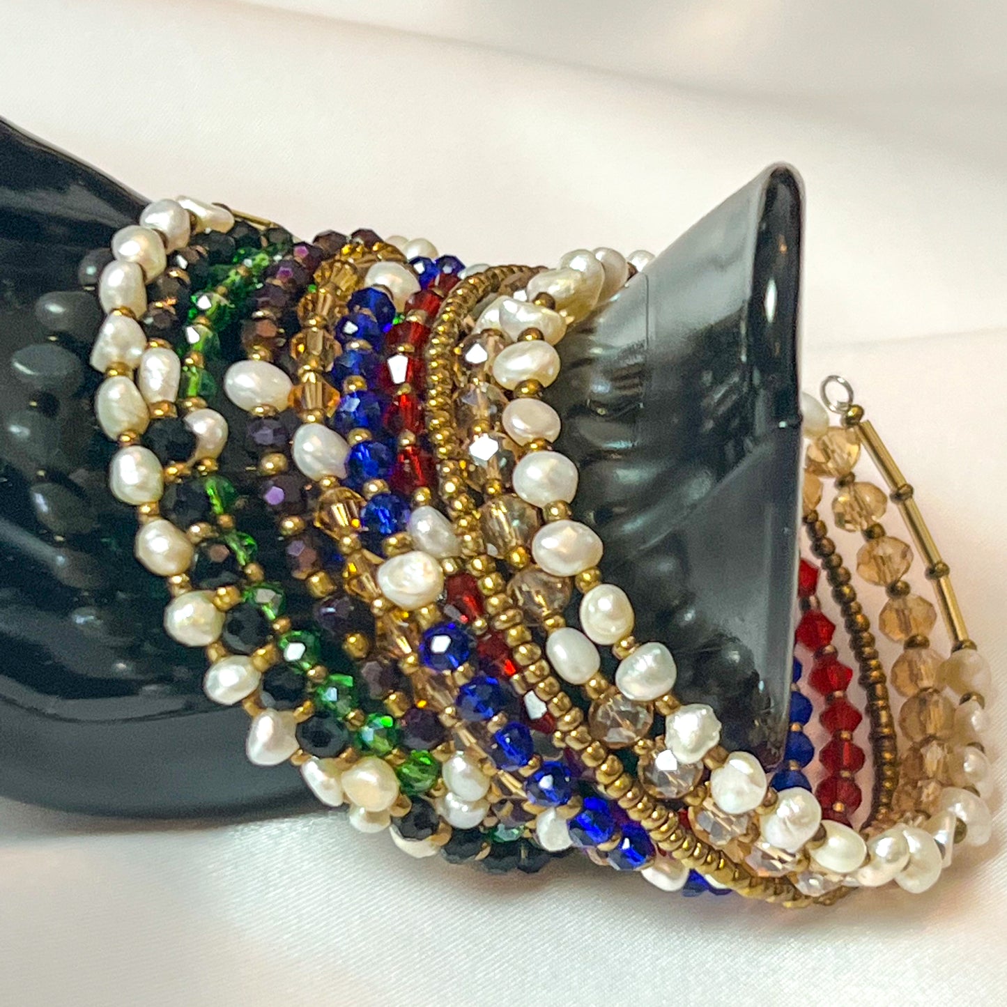 Alluré Freshwater Pearl Spiral Stack Bracelet