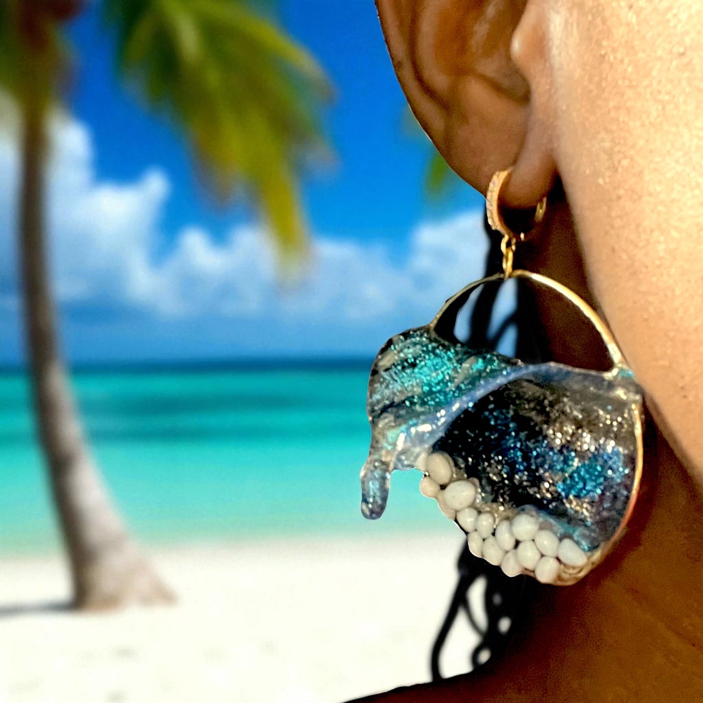 Ọ̀shìmìrì Ocean Waves Earring