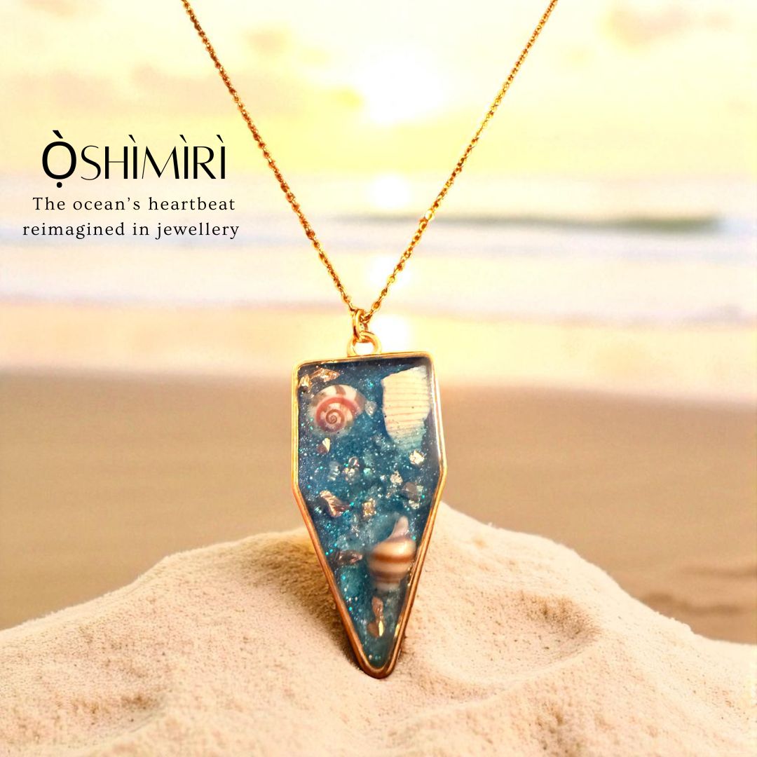 Oshimiri Gold Ocean Necklace with Shells