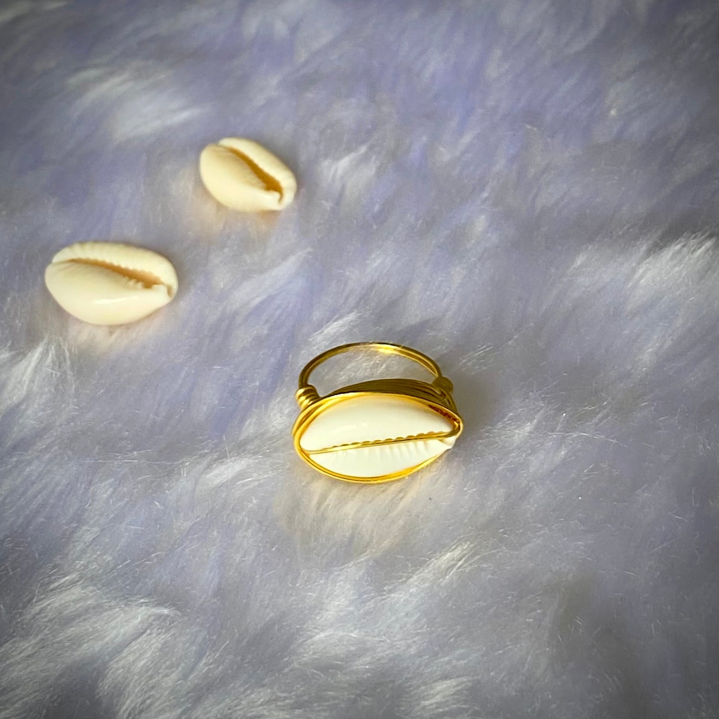 Ani Heishi Freshwater Pearl and Cowrie Waist Bead Set