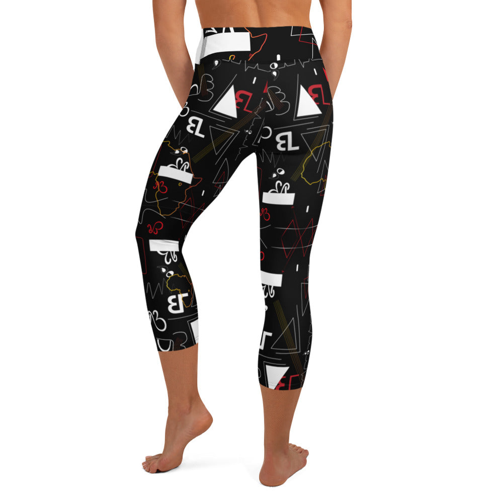Linear Capri Leggings