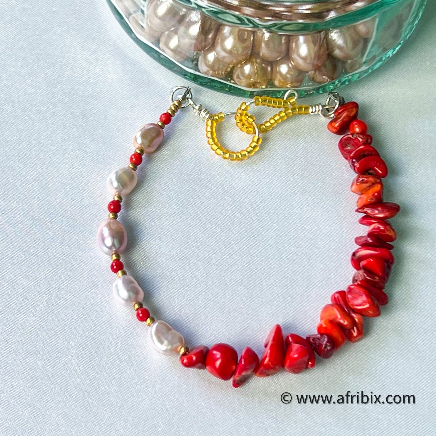 Emotan Freshwater Pearl and Genuine Coral Bracelet